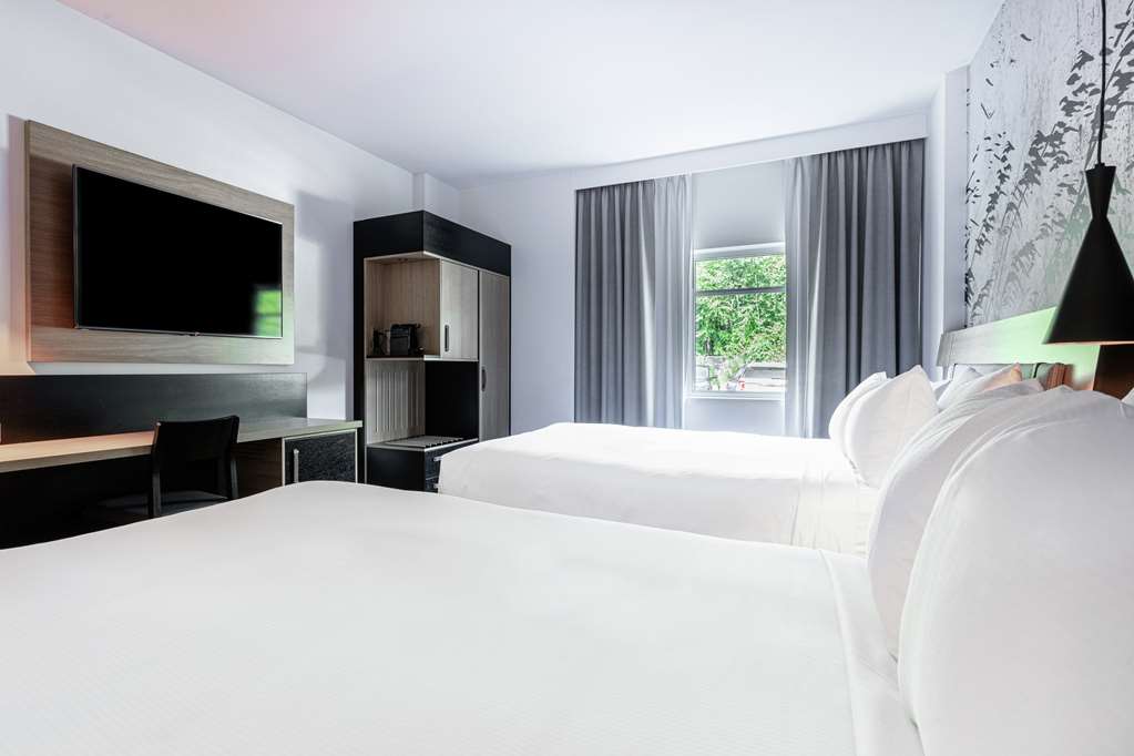 Фото DoubleTree by Hilton Quebec Resort