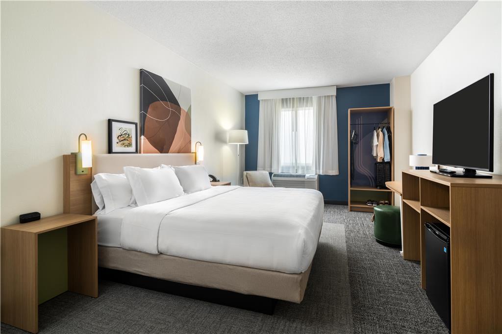 Фото Quality Inn Airport West