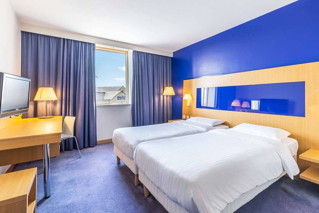 Фото Park Inn by Radisson Peterborough