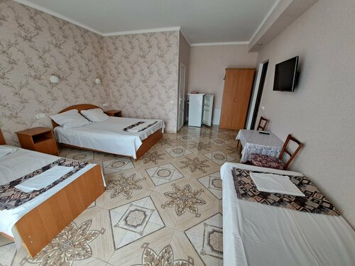 98 Kati Solovyanovoy Guest House  фото 1