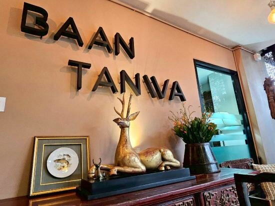 Hotel Baan Tanwa - Mrt Ratchadapisek, Bangkok, photo