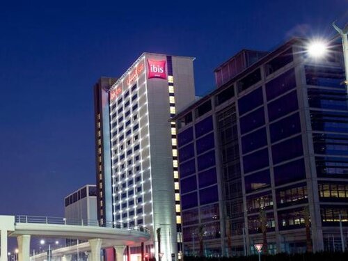 Гостиница ibis One Central в Дубае