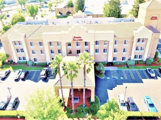 Фото Hampton Inn & Suites Modesto-Salida