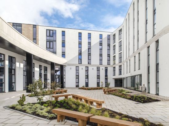 Фото Destiny Student Holyrood - Campus Accommodation