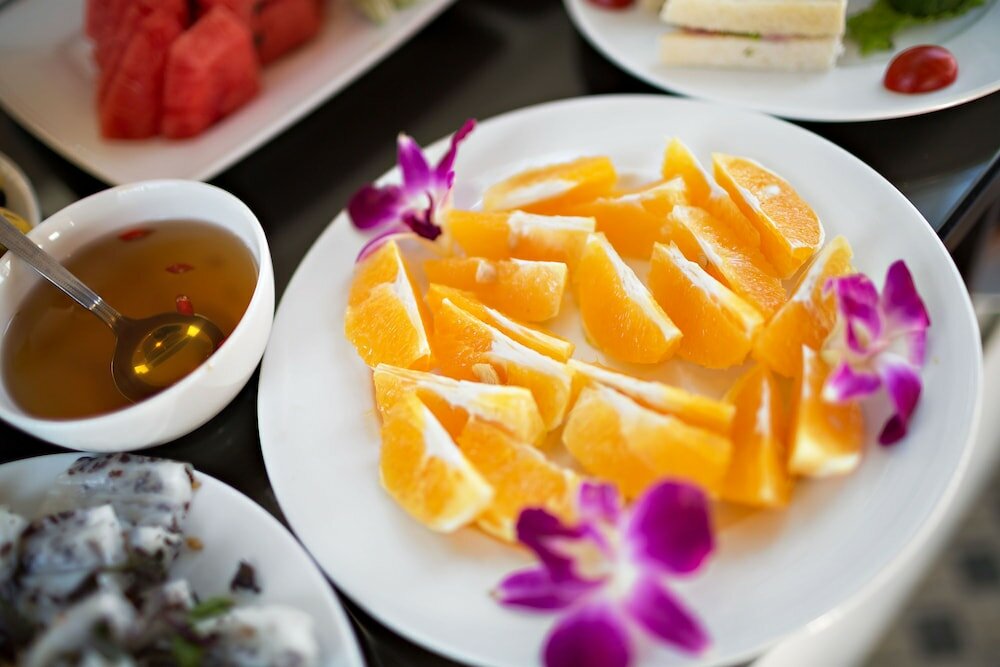 Фото Golden Moon Suite Hotel