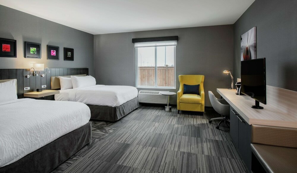 Фото Hilton Garden Inn Winnipeg South
