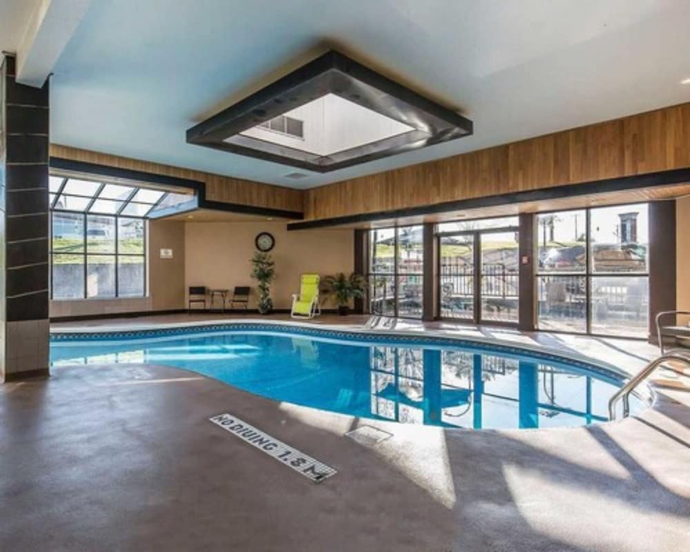Фото Wyndham Garden Medicine Hat Conference Center