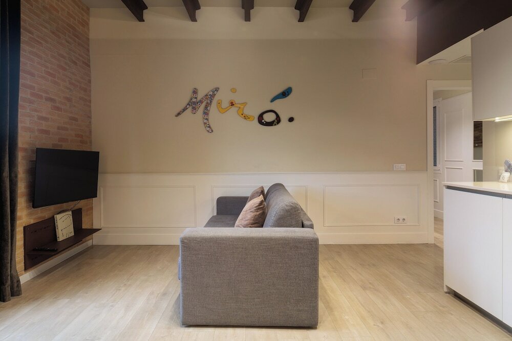 Фото Enjoybcn Miro Apartments