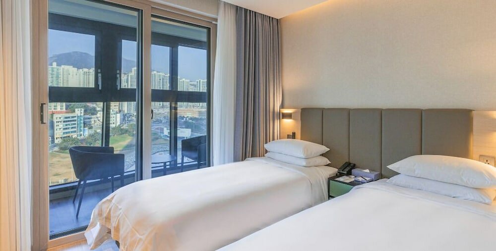 Фото Citadines Connect Hari Busan