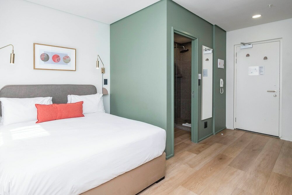 Фото Habitat Aparthotel by Totalstay