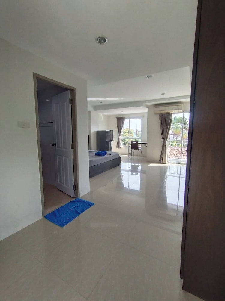 Фото The Precious Apartment