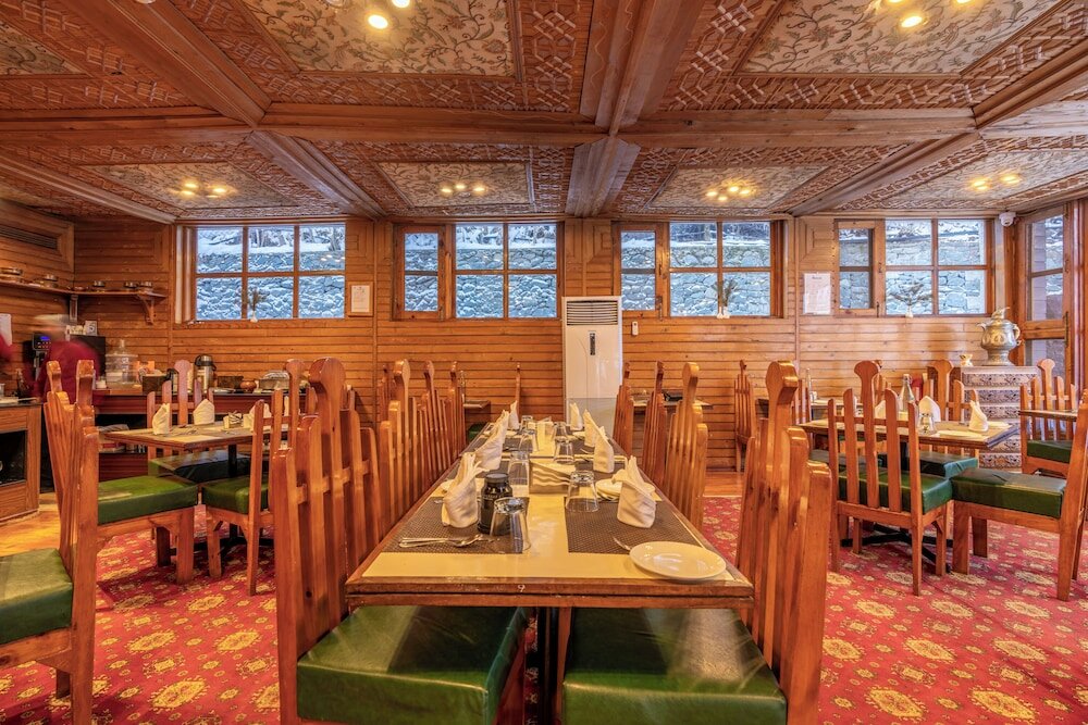 Фото Hotel Heevan Pahalgam