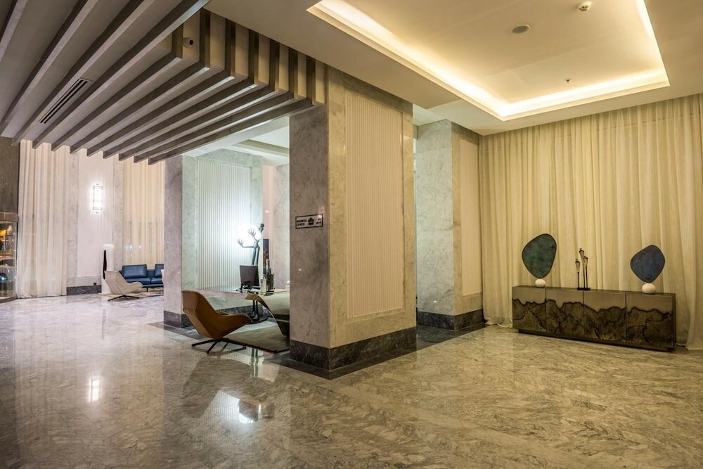Фото Grand Plaza Hotel
