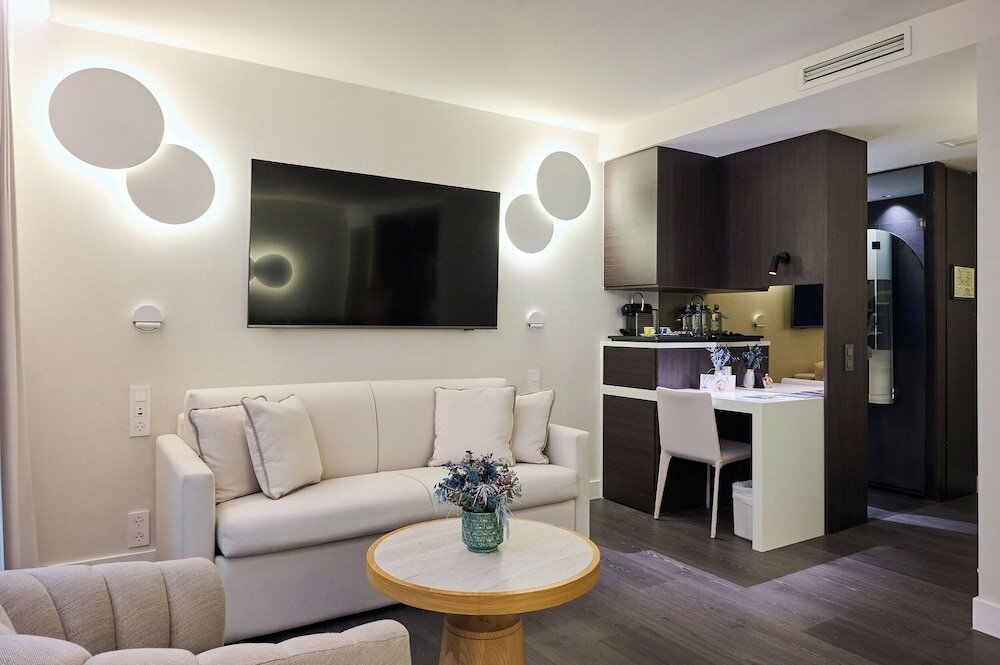 Фото Отель H10 Port Vell