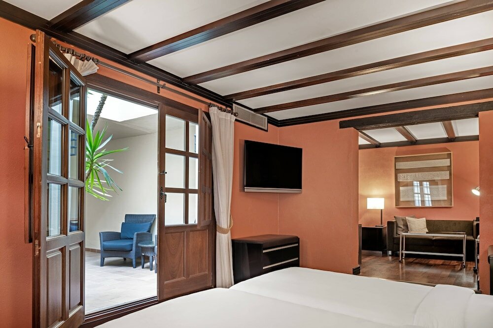 Фото Hotel Palacio de Santa Paula, Autograph Collection