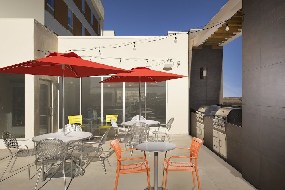 Фото Home2 Suites by Hilton Denver International Airport