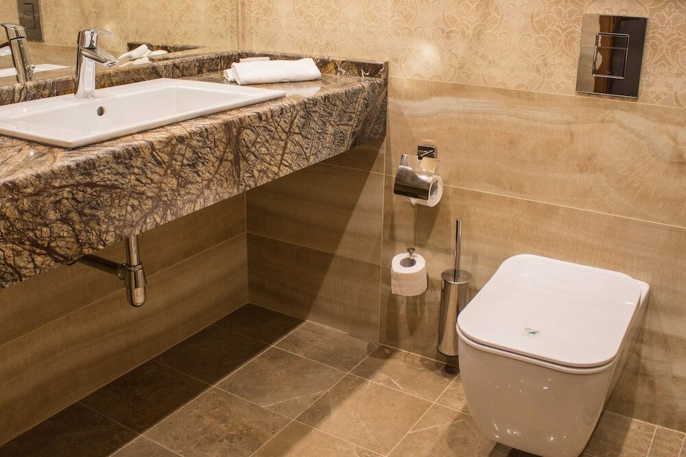 Фото Golden Tulip Varna