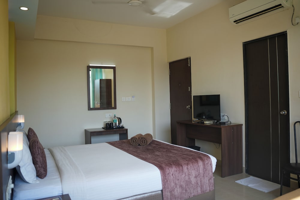 Фото Oyo 11950 Relax Holiday Home