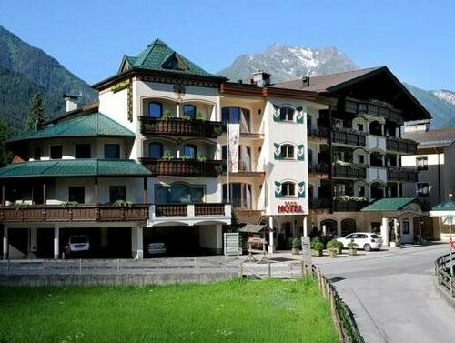 Внешний вид отеля Hotel Pramstraller в Майрхофене, фото 5