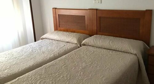 Гостиница Hostal Argentina в Касересе