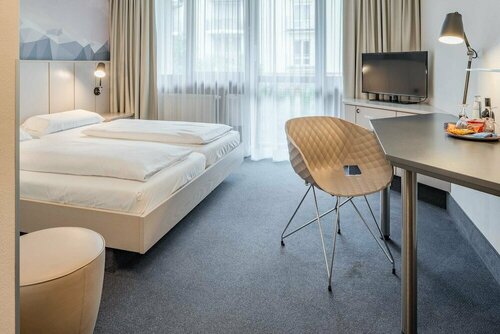 Гостиница Hotel Schiller в Ольхинге