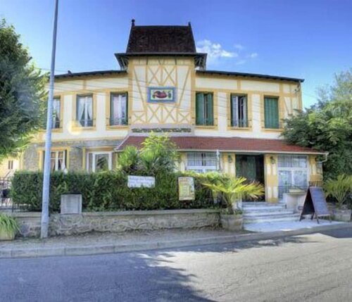 Гостиница Auberge des Ecluses в Сене-Жермене-ан-Ле