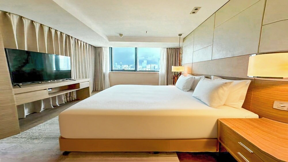Фото Holiday Inn Shenzhen Donghua, an Ihg Hotel