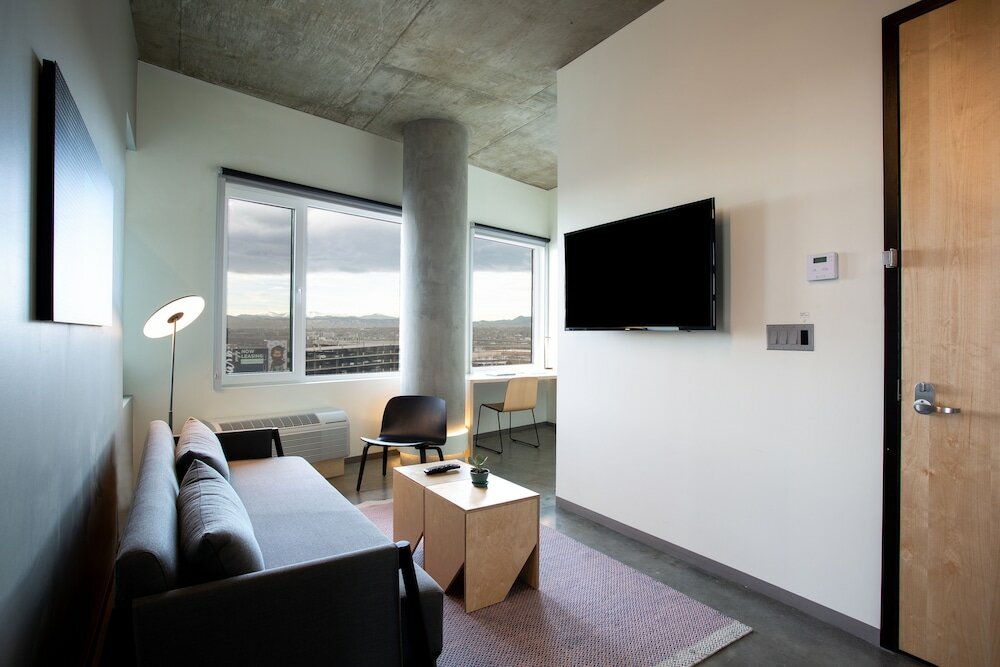 Фото The Source Hotel