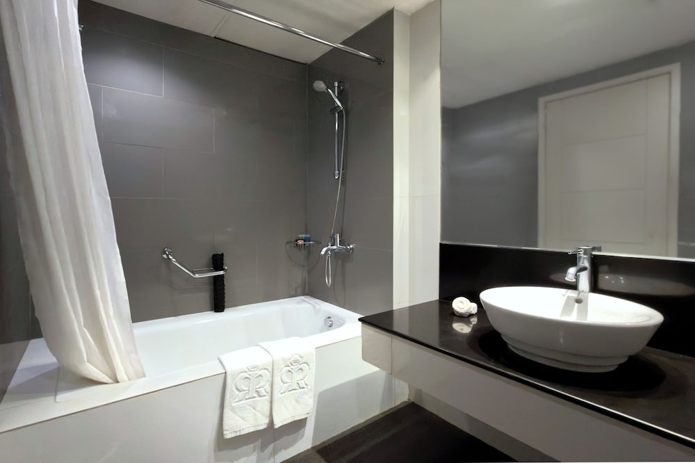 Фото Rothman Hotel