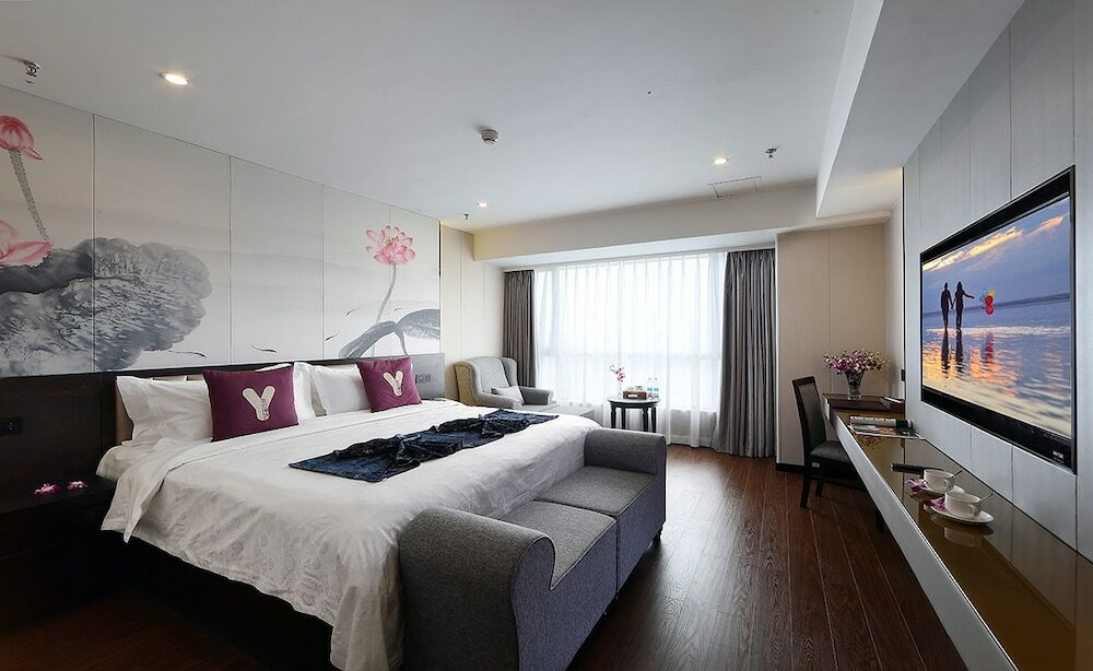 Фото Xiamen Hooray Hotel
