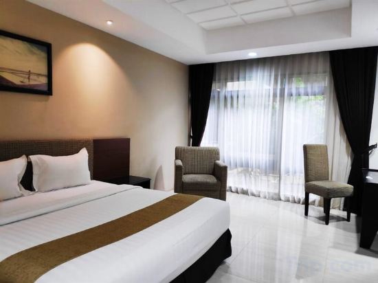 Фото New Grand Park Hotel