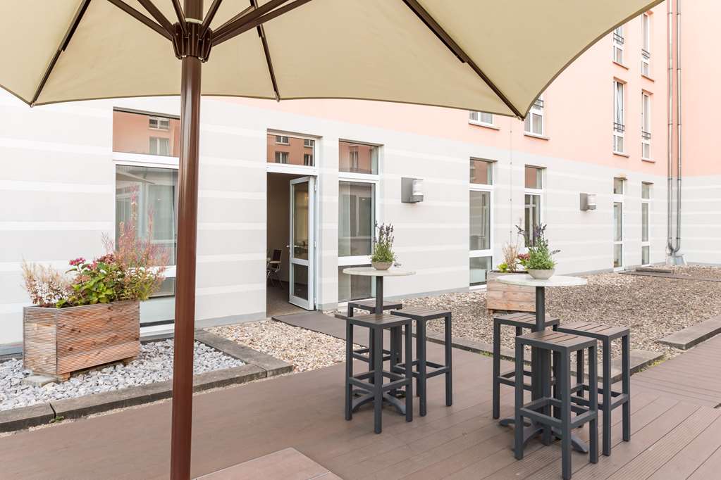 Фото Park Inn by Radisson Göttingen