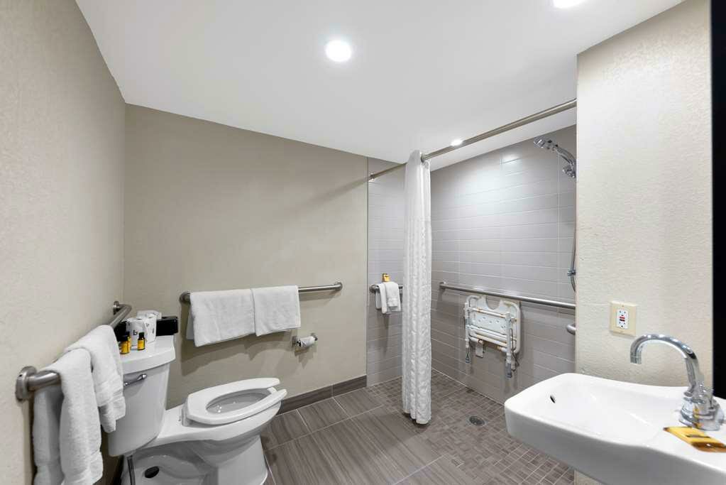 Фото Best Western Plus Austin Central
