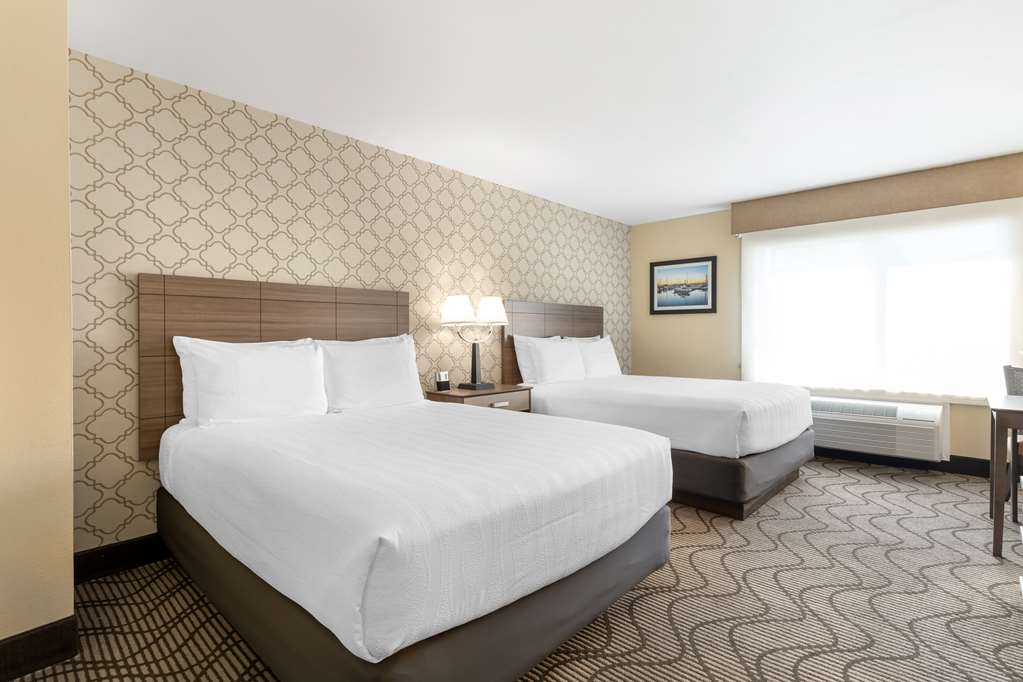 Фото Best Western Plus Heritage Inn