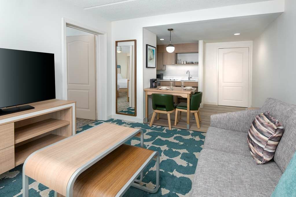 Фото Homewood Suites by Hilton Orlando-Nearest To Univ Studios