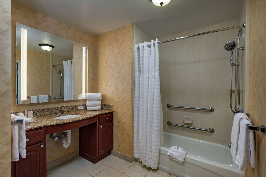 Фото Homewood Suites by Hilton Fort Collins