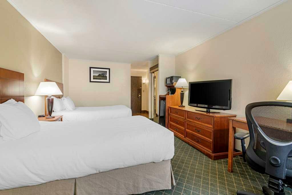 Фото Best Western Plus Augusta Civic Center Inn