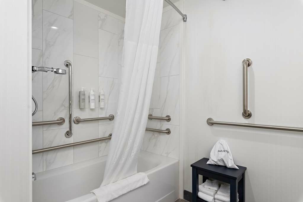 Фото Hampton Inn Kansas City/Downtown Financial District