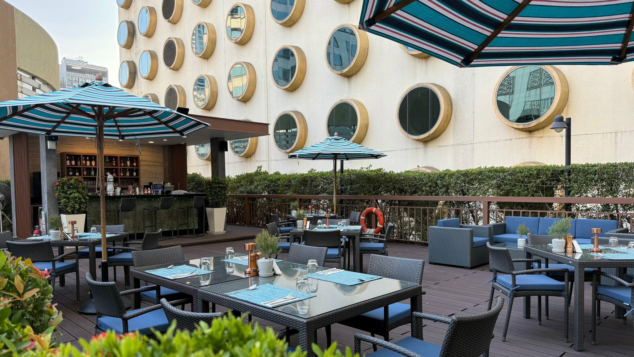 Фото Holiday Inn Bangkok Silom