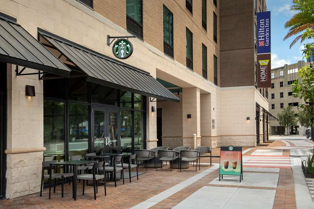 Фото Hilton Garden Inn Orlando Downtown