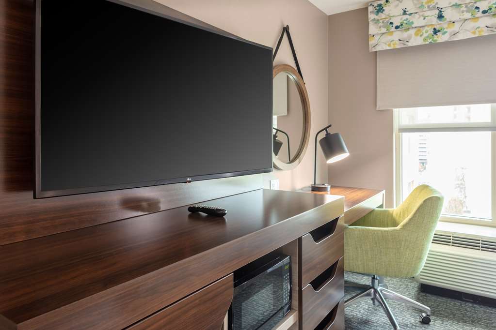 Фото Hampton Inn & Suites Arlington Crystal City Dca