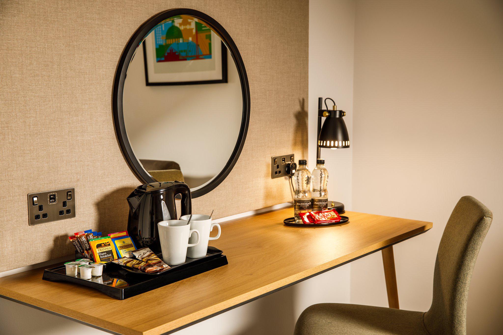 Фото Holiday Inn Milton Keynes - Central, an Ihg Hotel