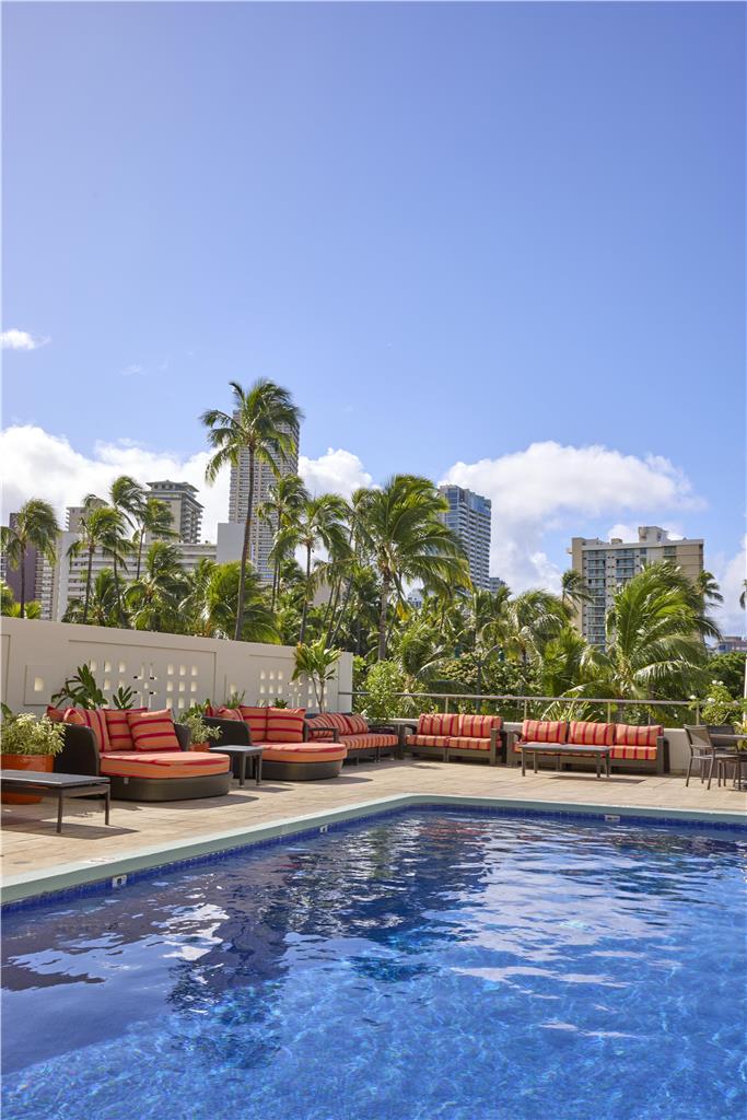 Фото DoubleTree by Hilton Alana - Waikiki Beach