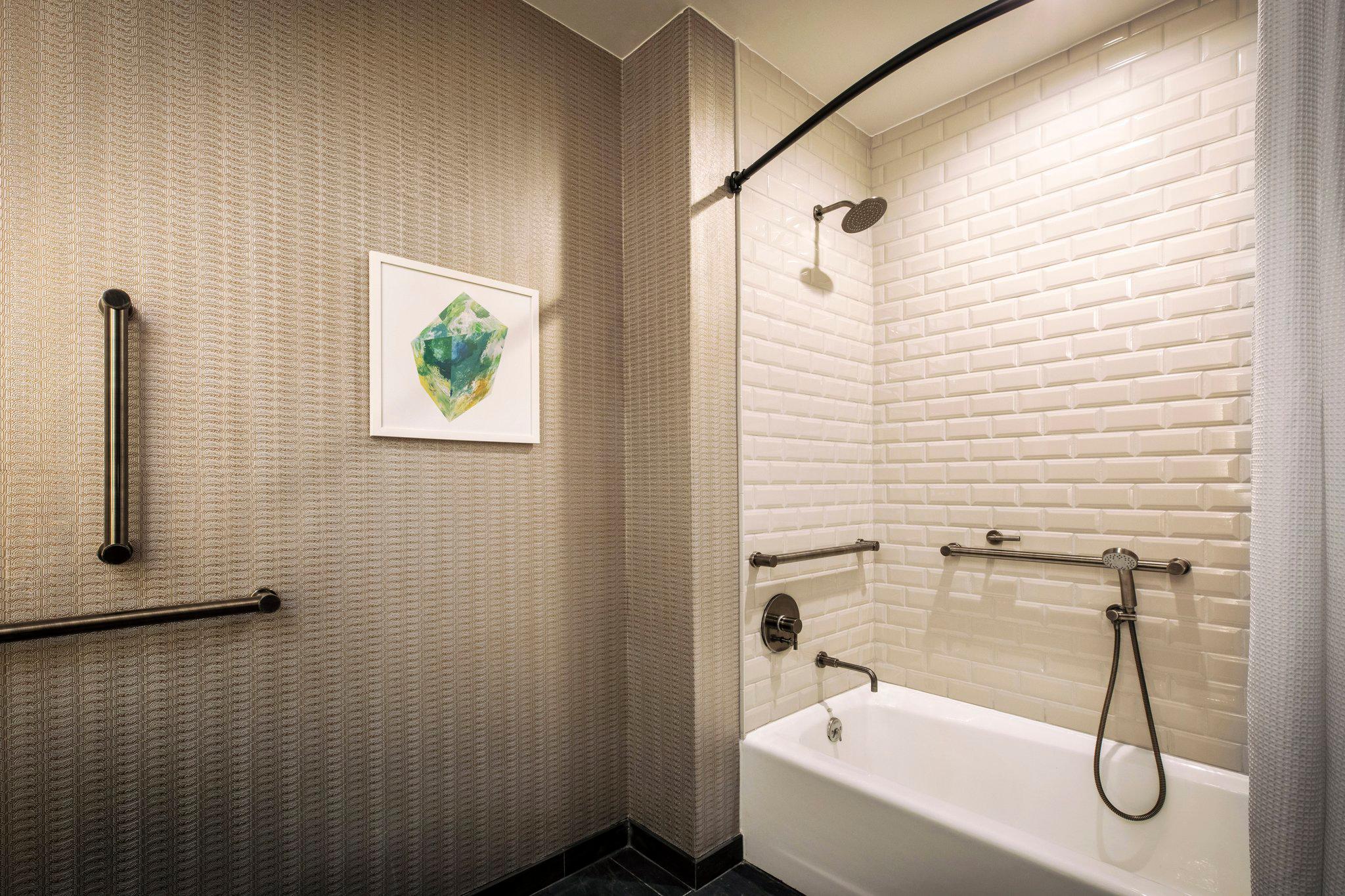 Фото Kimpton Hotel Monaco Denver, an Ihg Hotel