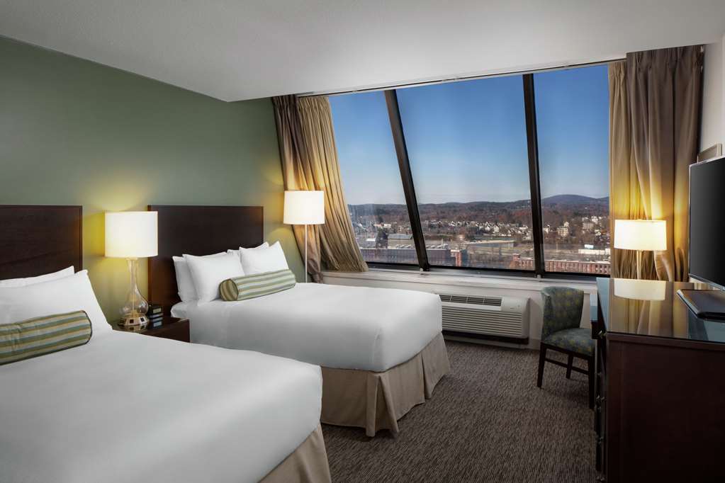 Фото DoubleTree by Hilton Manchester Downtown