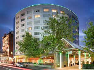 Гостиница Holiday Inn Sydney Potts Point