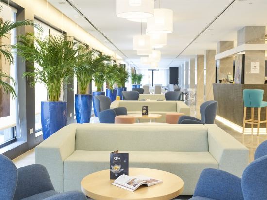 Фото El Puerto Ibiza Hotel & SPA