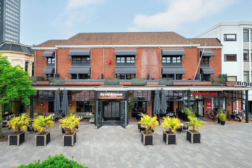 Фото Oranje Hotel Leeuwarden