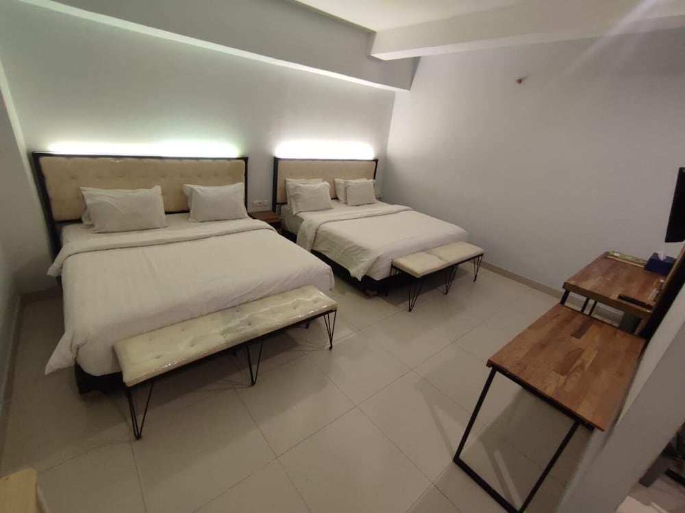 Фото Votel Hotel Charis Tuban