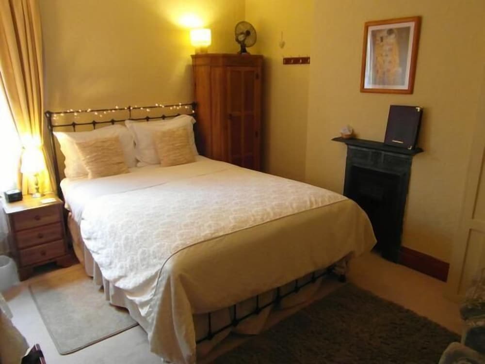 Фото Anton Guest House